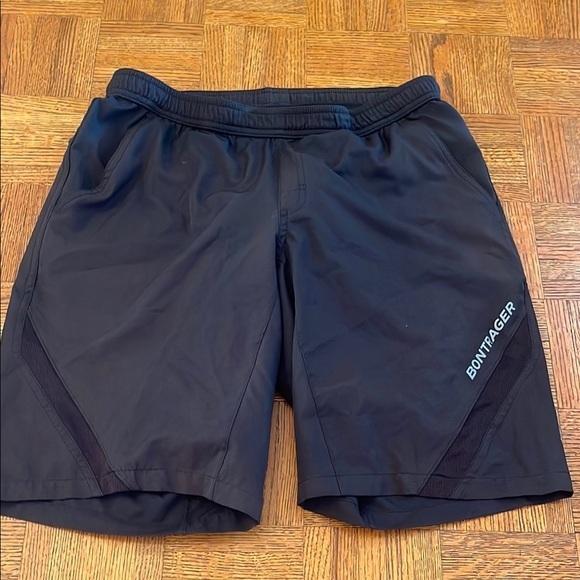 bontrager Other - Vintage men’s mountain biking shorts, size medium